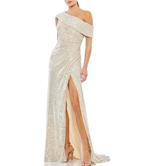 Mac Duggal Dresses & Skirts - OFF ONE-SHOULDER RUCHED SEQUINED GOWN SIZE 2 NEW NWT